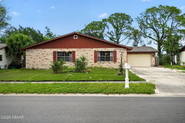 1660 E Shangri-la Drive, Daytona Beach, FL 32119