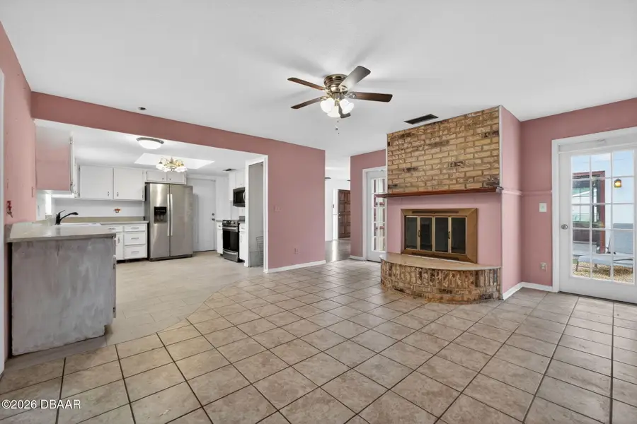 1660 E Shangri-la Drive, Daytona Beach, FL 32119 - #3