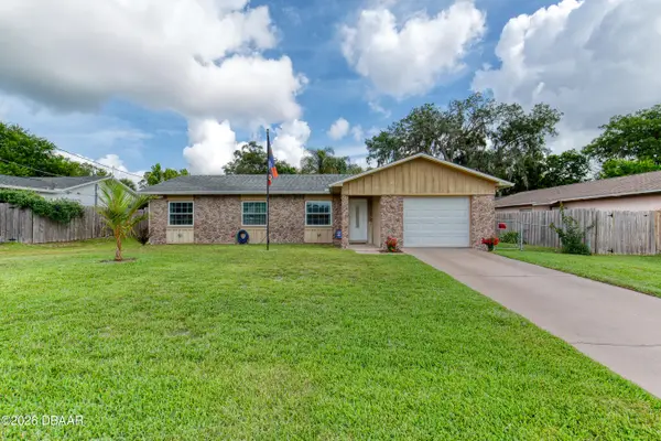 57 Laurel Oaks Circle, Ormond Beach, FL 32174