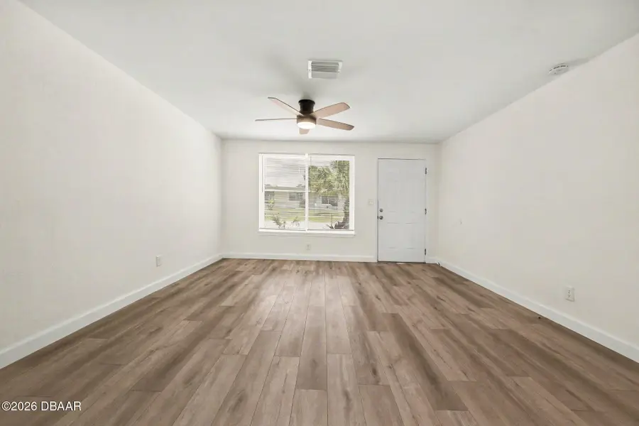 1121 Berkshire Road, Daytona Beach, FL 32117 - #3