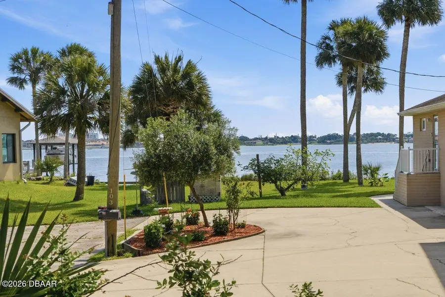 105 Mcdonald Street, South Daytona, FL 32119 - #2