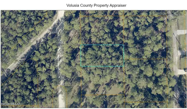 2405 Central Parkway, DeLand, FL 32724