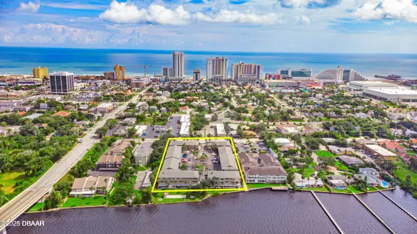 415 N Halifax Avenue #109, Daytona Beach, FL 32118