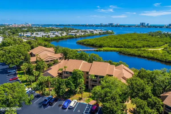 1401 S Palmetto Avenue #302, Daytona Beach, FL 32114