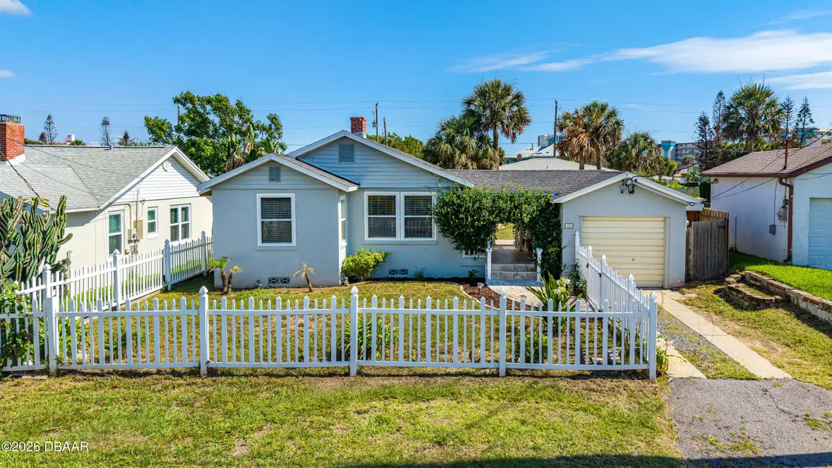 129 Rosalyn Avenue, Daytona Beach, FL 32118 - #1