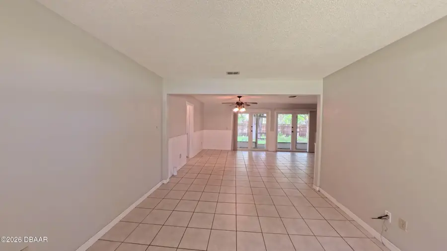 596 15th Street, Holly Hill, FL 32117 - #2