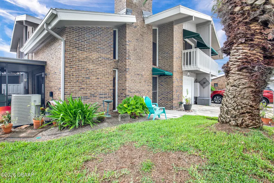 113 Lagoon Court, New Smyrna Beach, FL 32169 - #2