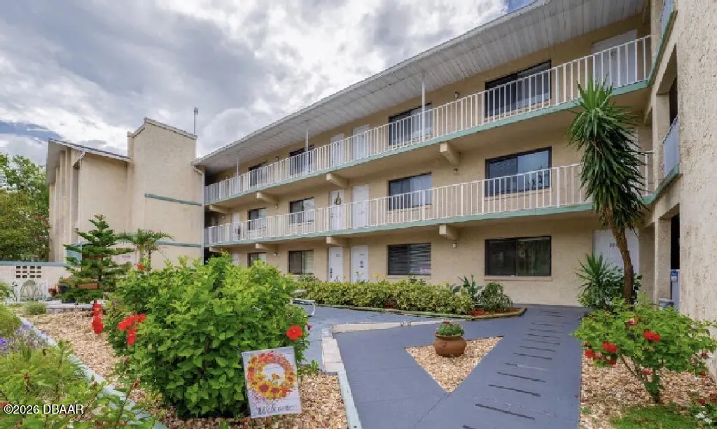 633 S Palmetto Avenue #207, Daytona Beach, FL 32114 - #1