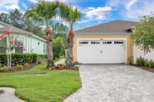 943 Attitude Avenue, Daytona Beach, FL 32124
