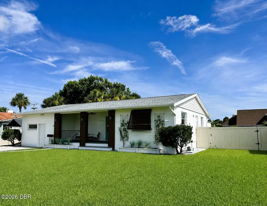 307 Williams Avenue, Daytona Beach, FL 32118 - #2