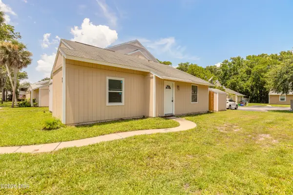 96 Tomoka Meadows Boulevard, Ormond Beach, FL 32174