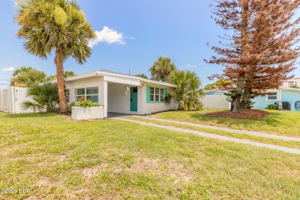 18 Tropical Drive, Ormond Beach, FL 32176