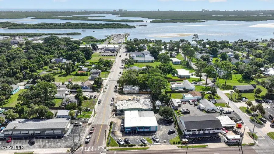 112 E Park Avenue, Edgewater, FL 32132 - #2