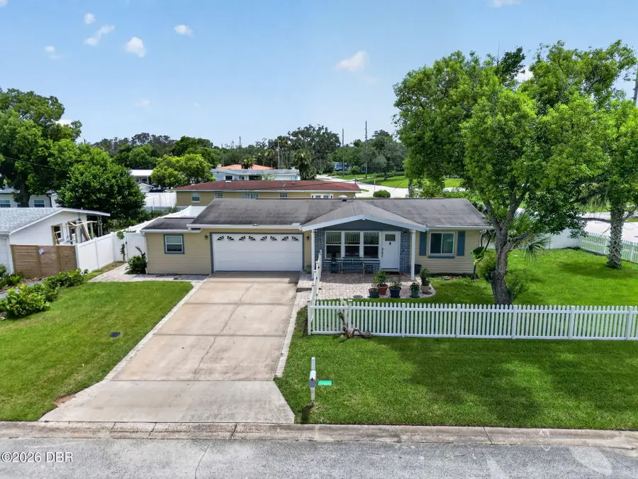 102 N Capri Drive, Ormond Beach, FL 32174 - #2