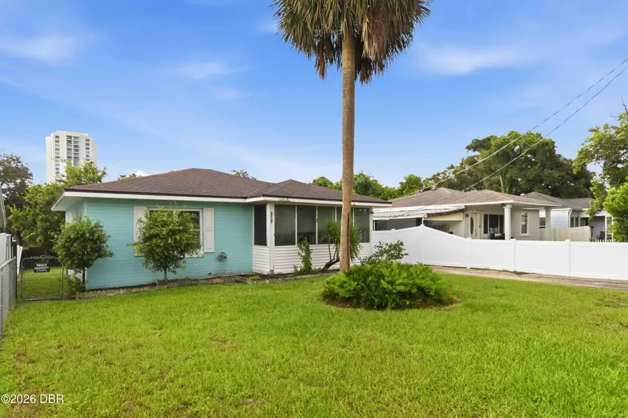 217 Daytona Avenue, Daytona Beach, FL 32117 - #3