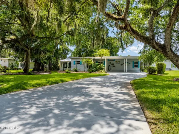 604 Topside Circle, Edgewater, FL 32141