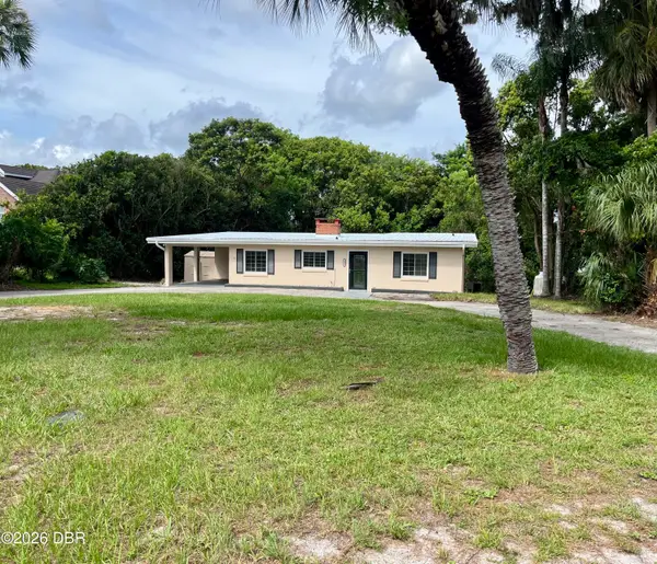 550 Queens Mirror Circle, Casselberry, FL 32707
