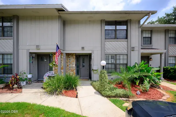 21 Oakwood Park, Ormond Beach, FL 32174