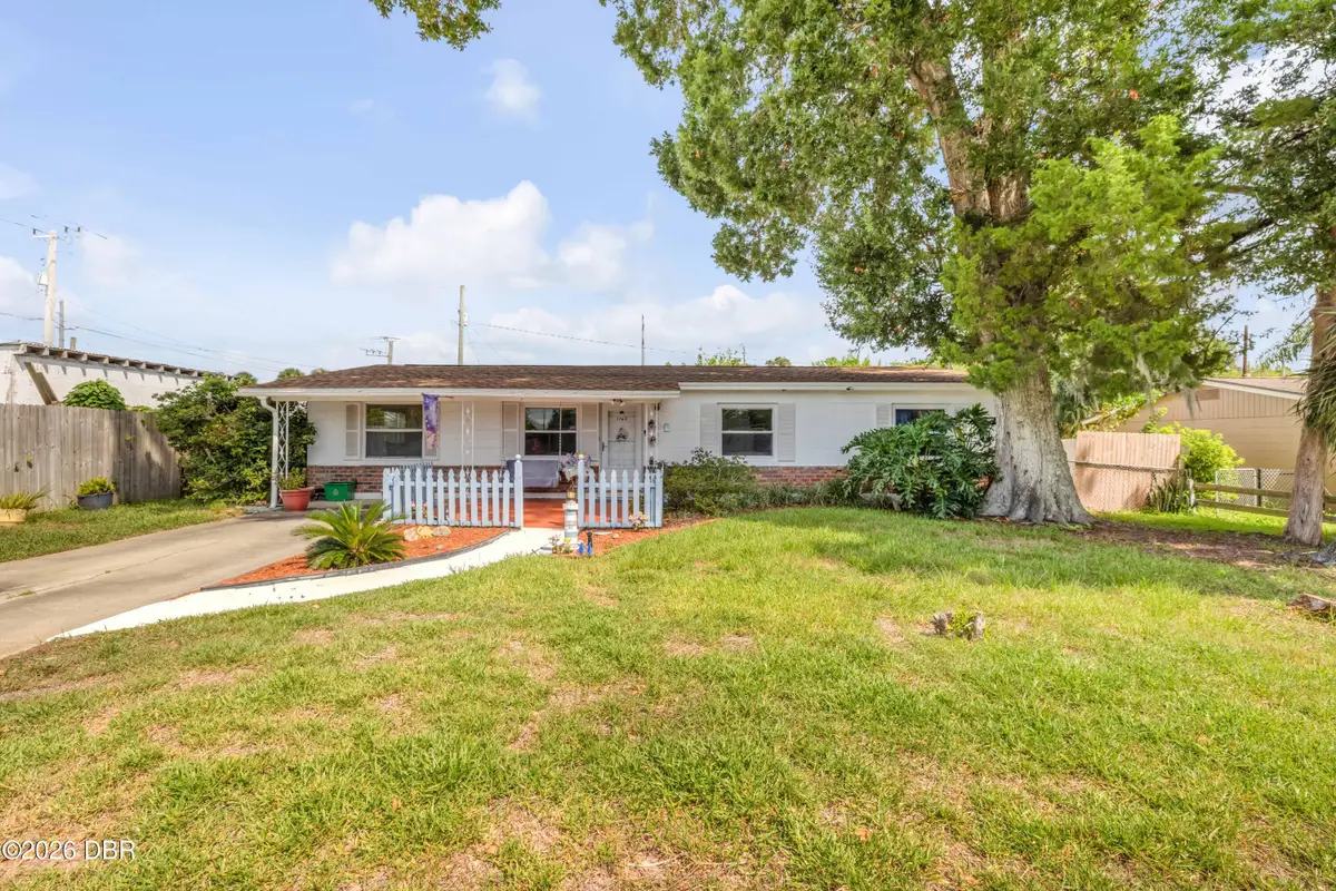 1160 Pineview Drive, Daytona Beach, FL 32117 - #1