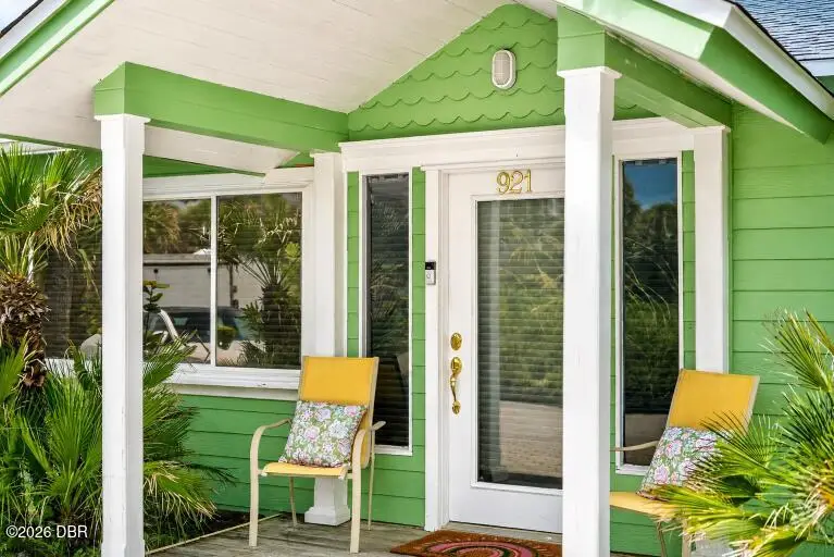 921 N Atlantic Avenue, New Smyrna Beach, FL 32169 - #3