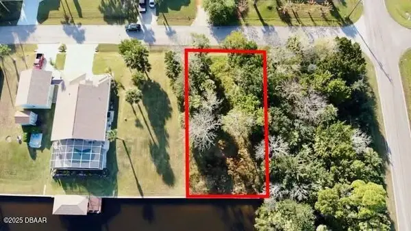 5 Colonia Court, Palm Coast, FL 32137