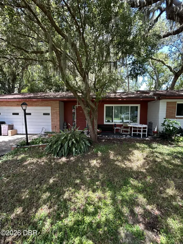 840 Pineapple Road, South Daytona, FL 32119