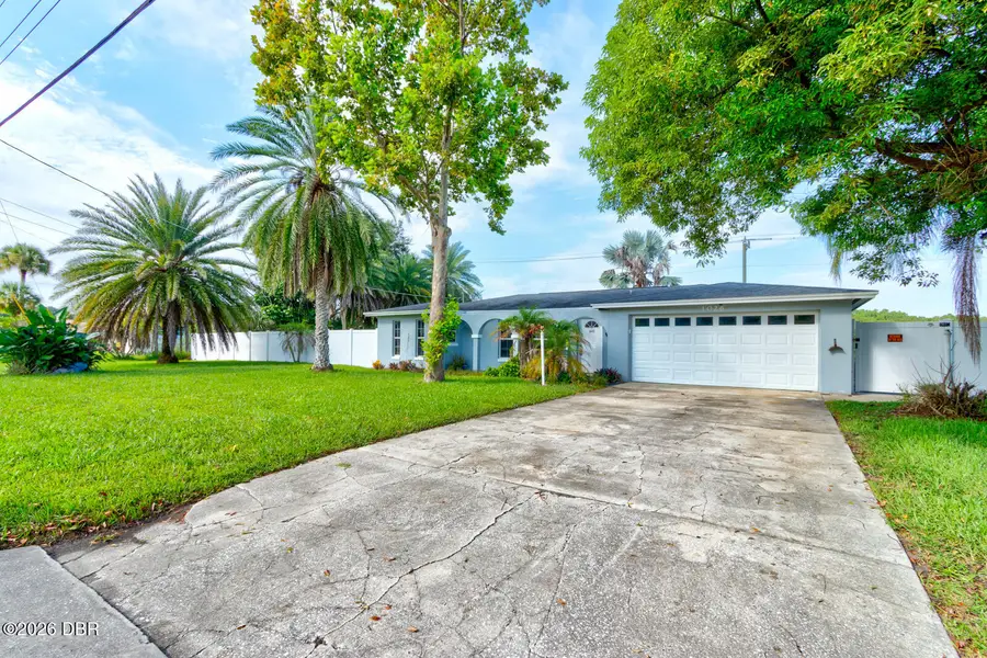 1026 Lake Avenue, Edgewater, FL 32132 - #3
