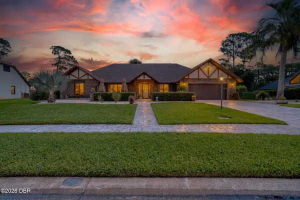 156 Point O Woods Drive, Daytona Beach, FL 32114