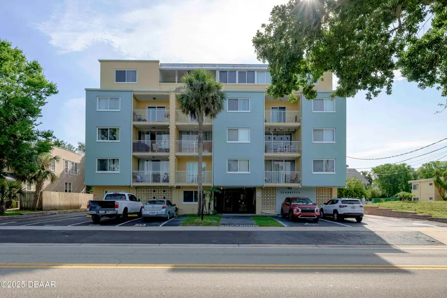 732 N Halifax Avenue, Daytona Beach, FL 32118 - #3