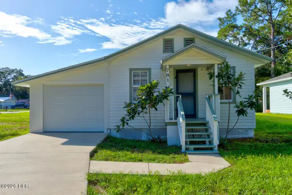 701 Flomich Street, Holly Hill, FL 32117