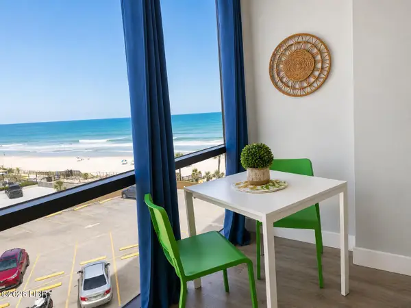 1909 S Atlantic Avenue #520 & 521, Daytona Beach Shores, FL 32118