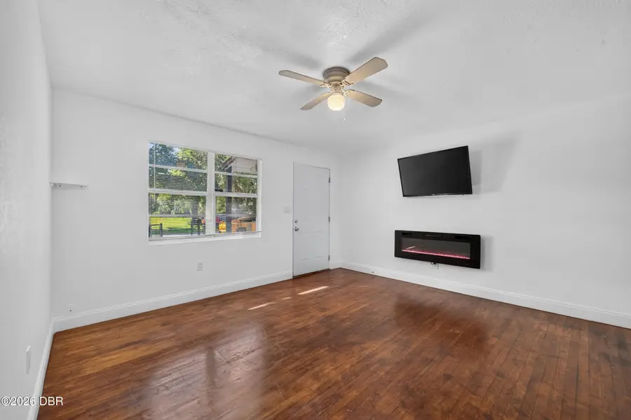 218 Kingston Avenue, Daytona Beach, FL 32114 - #3