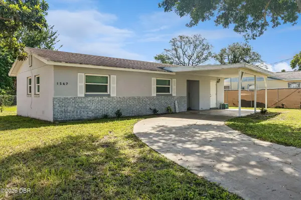 1567 Derbyshire Road, Daytona Beach, FL 32117