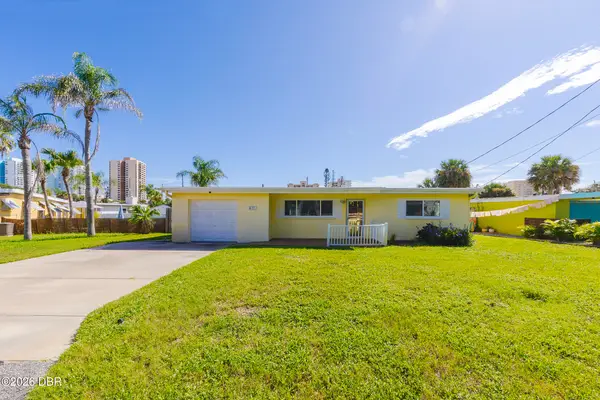 3105 La Paloma Avenue, Daytona Beach, FL 32118