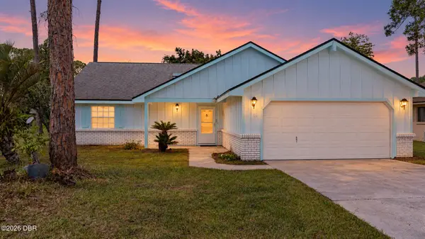 10 Wedgewood Lane, Palm Coast, FL 32164