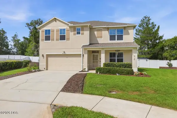 831 Oak Hollow Loop, DeLand, FL 32724