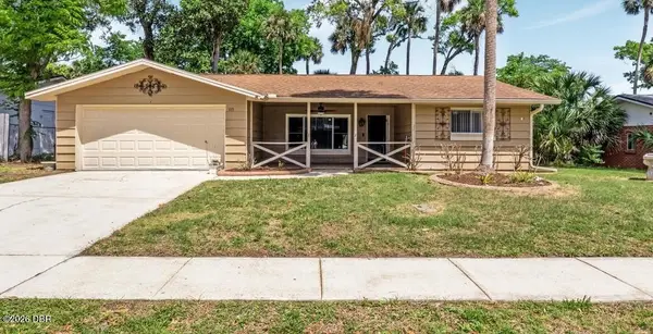 105 Wimbledon Court, Port Orange, FL 32127