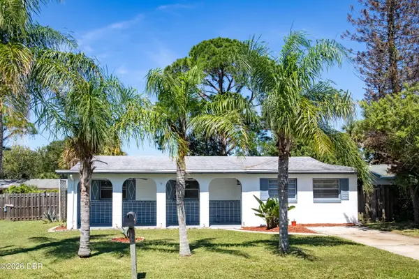 141 W Connecticut Avenue, Edgewater, FL 32132