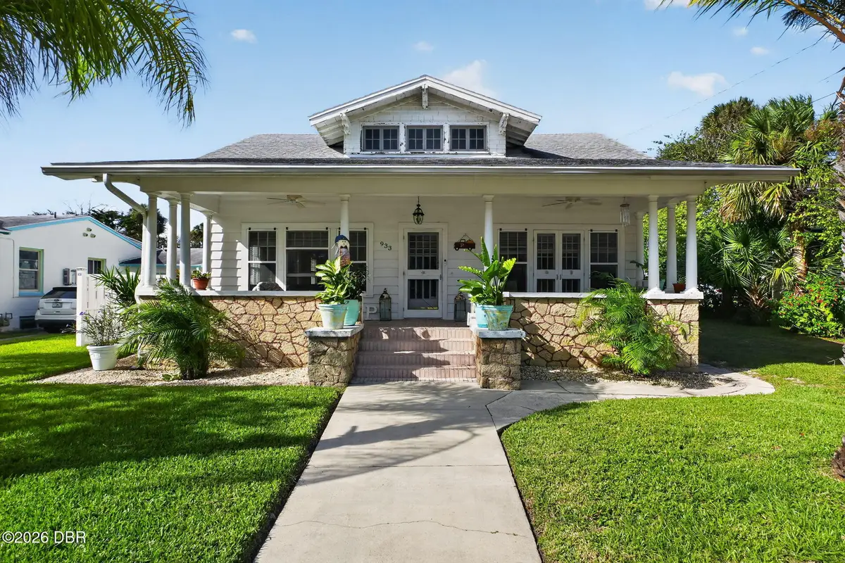 933 N Oleander Avenue, Daytona Beach, FL 32118 - #1