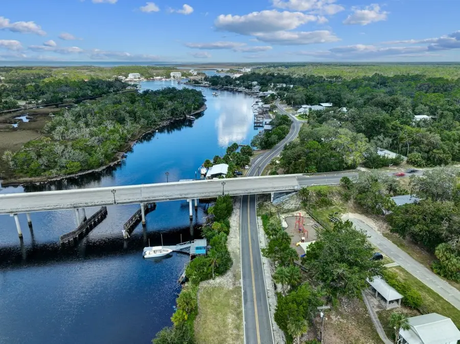 1004 SE Riverside Dr, Steinhatchee, FL 32359 - #2