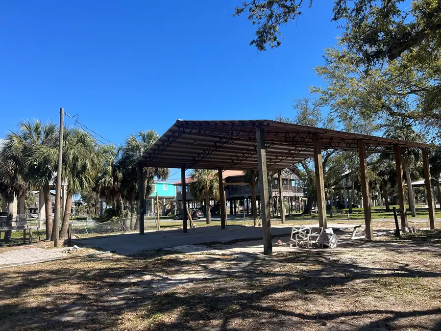 109 E 8th Ave, Horseshoe Beach, FL 32648 - #3