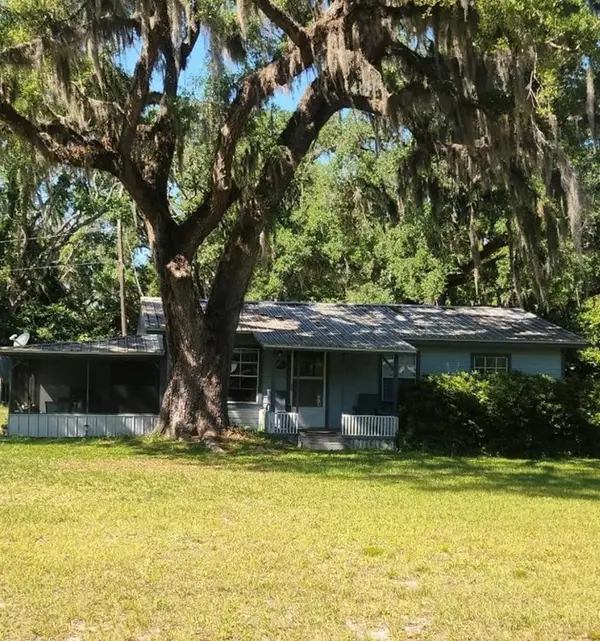 253 SE 122nd Ave, Old Town, FL 32680