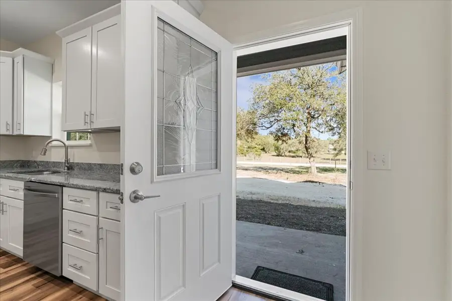 5950 NE 106th Ct, Bronson, FL 32621 - #3