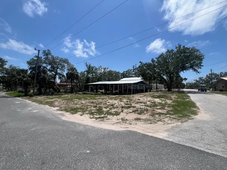 E 5th Ave, Horseshoe Beach, FL 32648 - #2