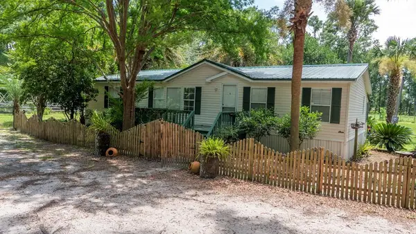 570 NE Lantana Rd, Branford, FL 32008