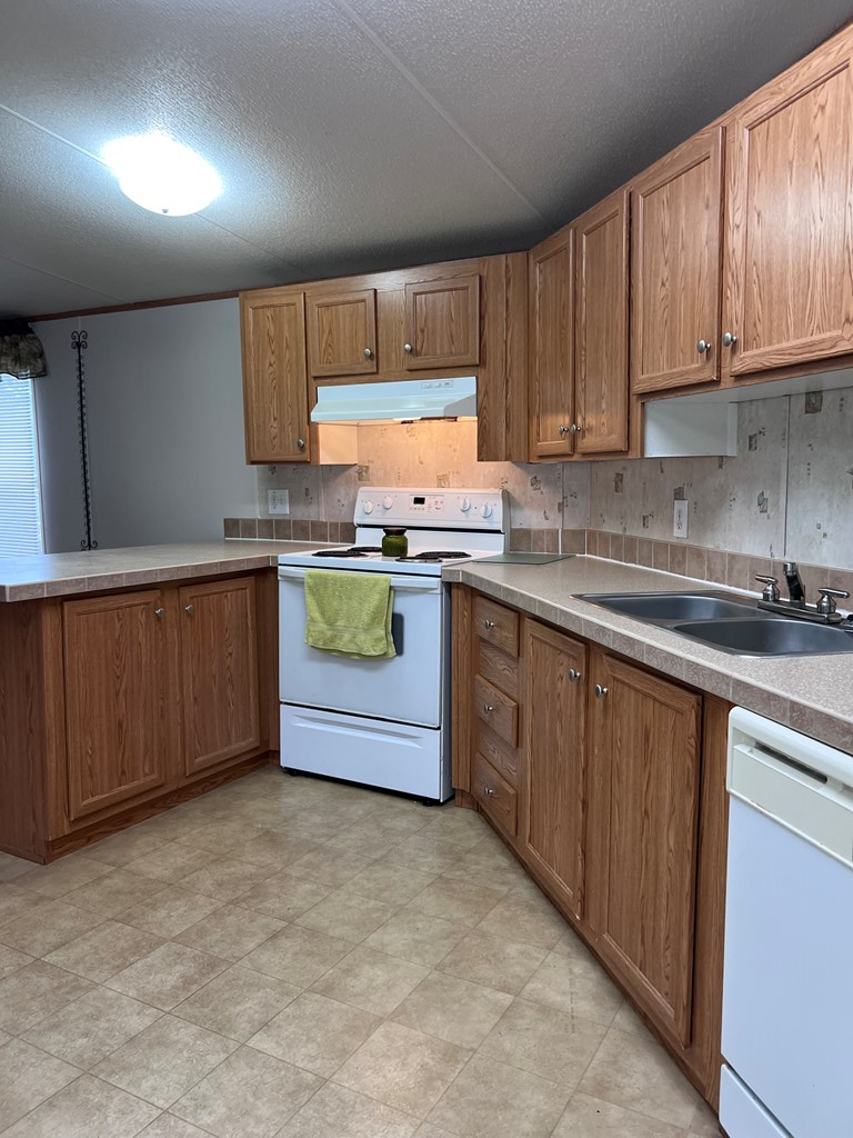 17927 16th St, Live Oak, FL 32060 - #2