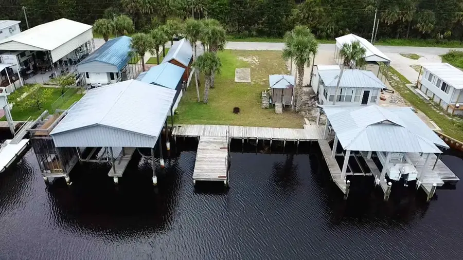 464 SE 256th St, Cross City South, FL 32692 - #3