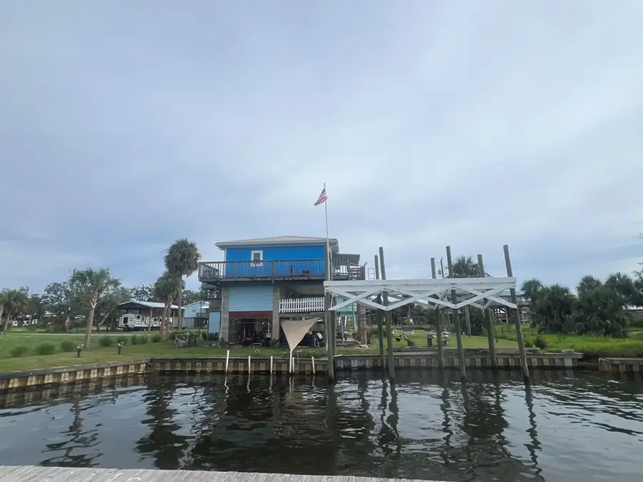 106 W 4th Ave, Horseshoe Beach, FL 32648 - #3