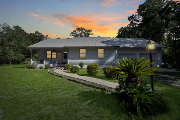 475 SE 295th Ave, Old Town, FL 32680