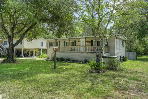 7649 SW 22nd St, Bell, FL 32619